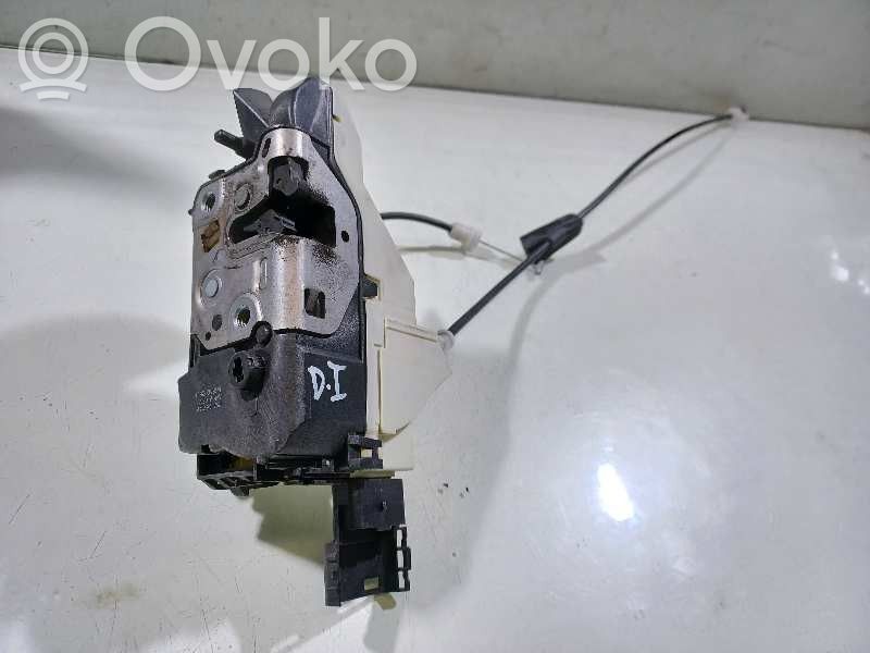 Peugeot 308 Etuoven lukko 