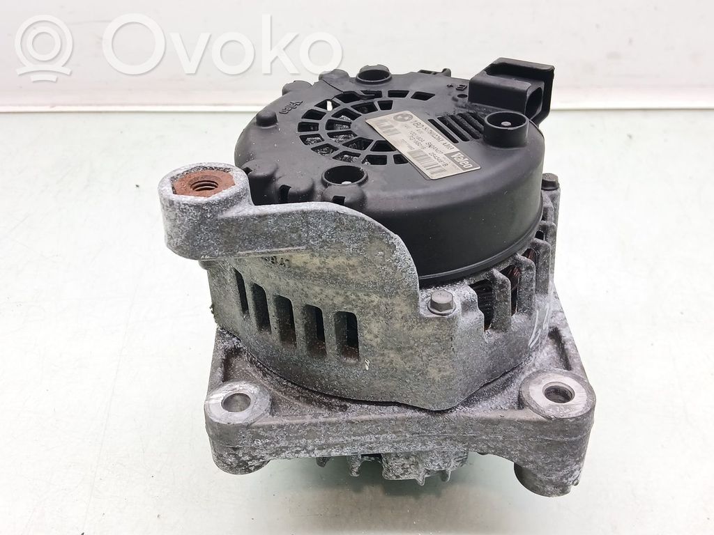 BMW 1 E81 E87 Generator/alternator 