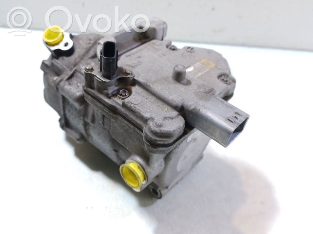 Toyota Auris E180 Compressore aria condizionata (A/C) (pompa)