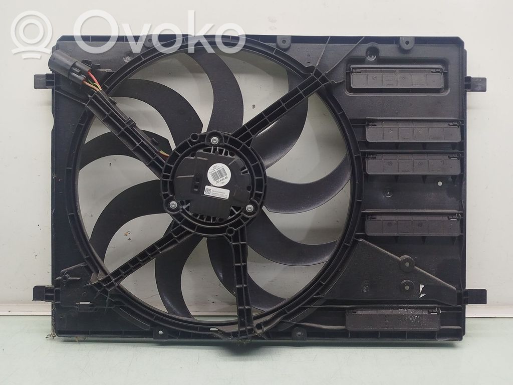 Ford Focus Elektrisks radiatoru ventilators 