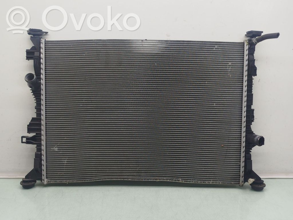 Ford Focus Coolant radiator 