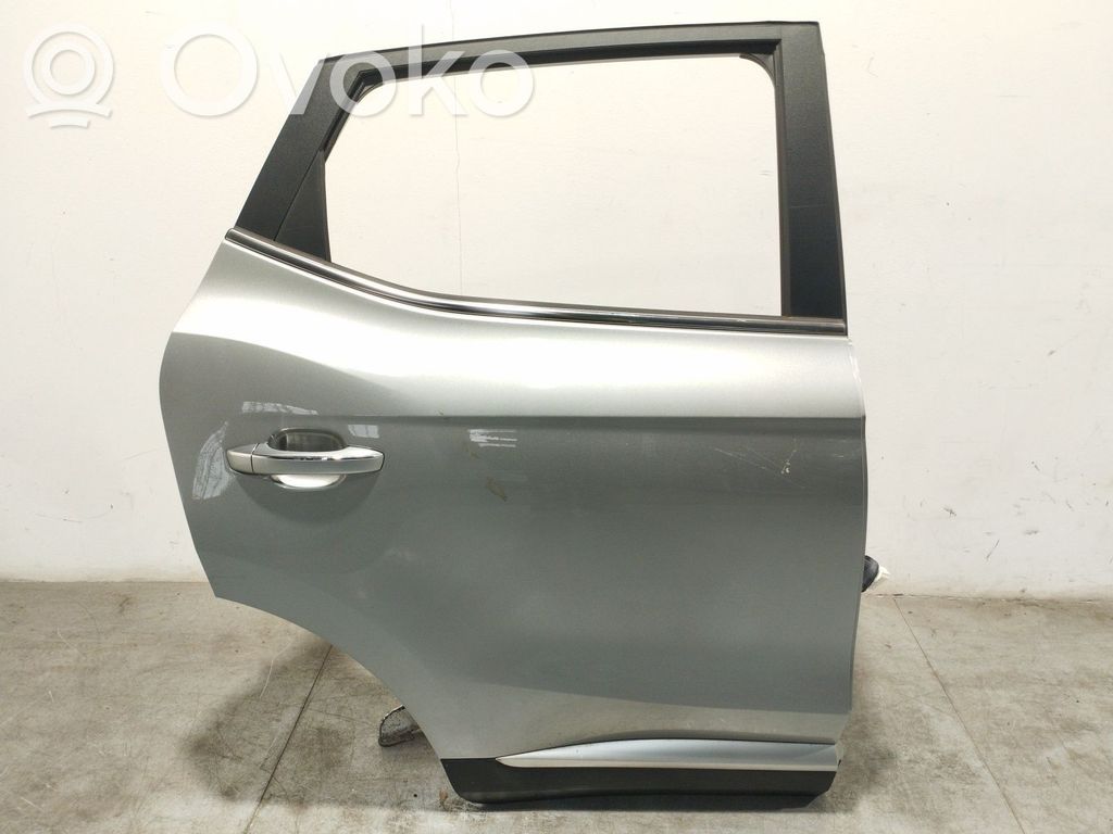 MG ZS Galinės durys 