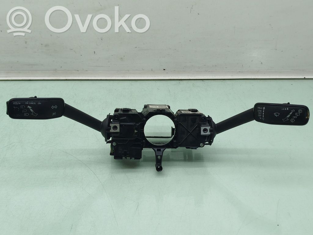 Seat Ibiza IV (6J,6P) Wiper control stalk 