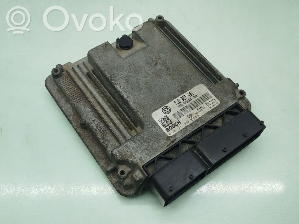 Komputer / Sterownik ECU silnika   7L0907401,0281011960,1039S0916718840575