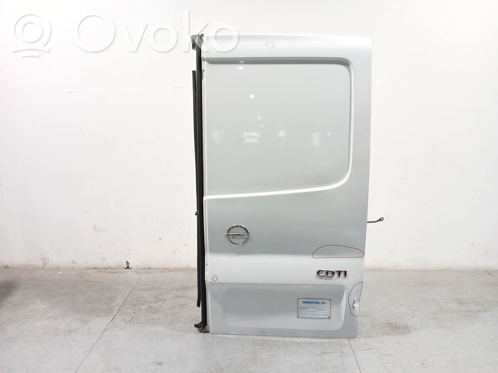 Opel Vivaro Aizmugurējās durvis 