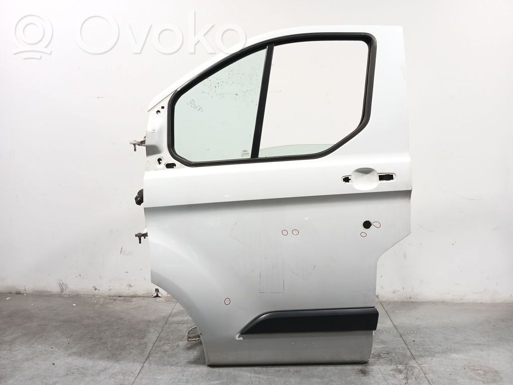 Ford Tourneo Priekinės durys 