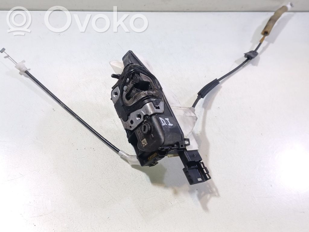 Citroen C5 Front door lock 