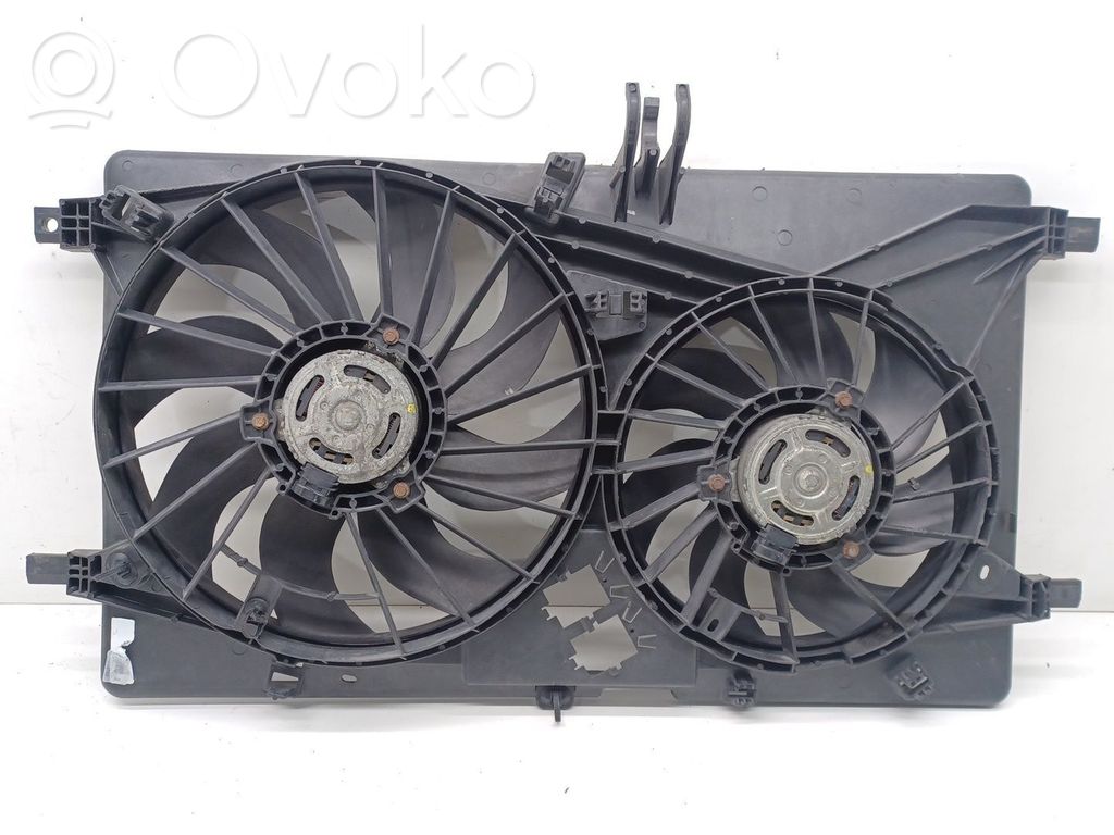 Renault Master III Ventilator electric răcire radiator 