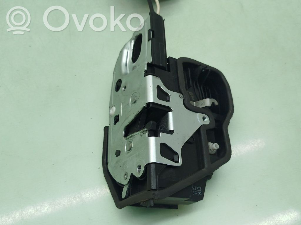 BMW 5 F10 F11 Serratura portiera anteriore 