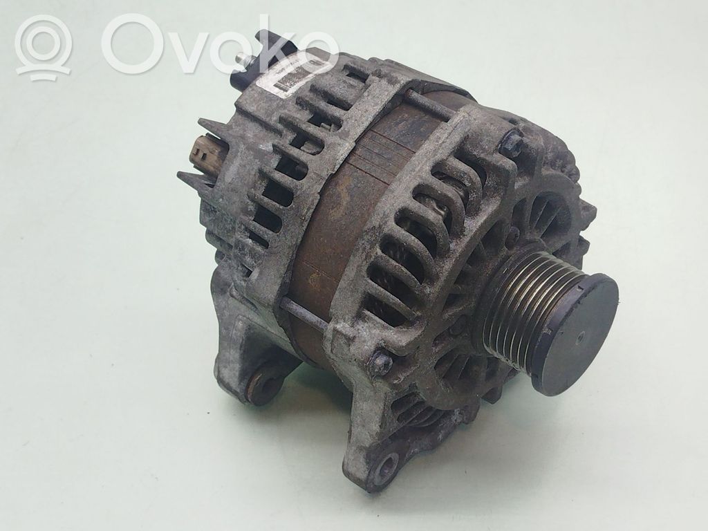 Opel Vivaro Generatorius 