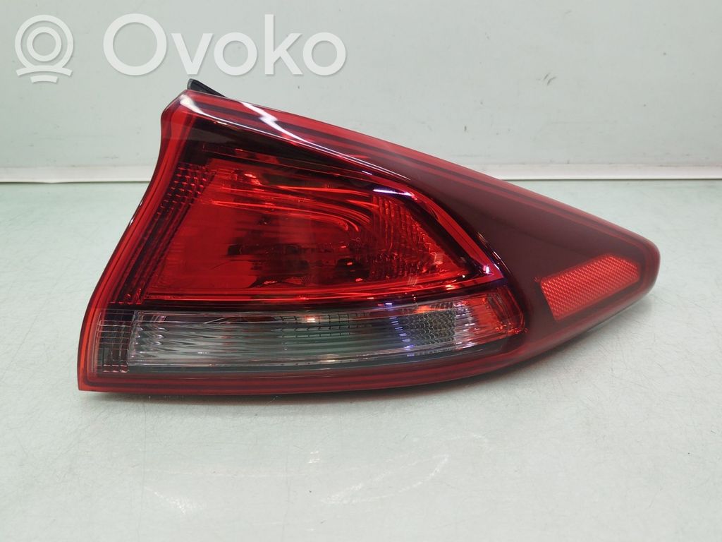 Hyundai Ioniq Luci posteriori