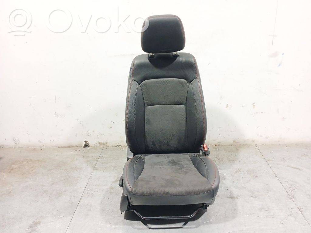 Suzuki Vitara (LY) Asiento delantero del pasajero