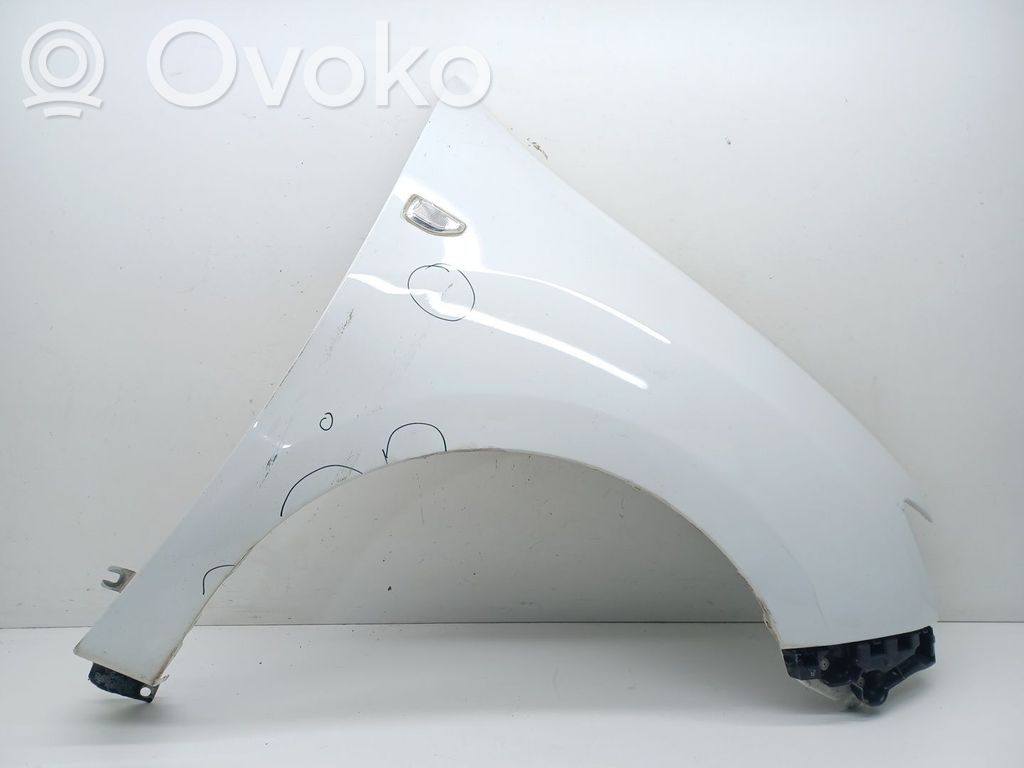 Dacia Logan II Fender 