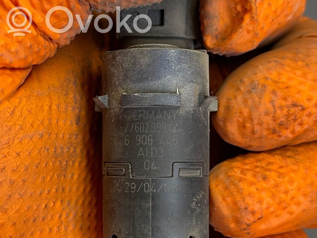 Pysäköintitutkan anturi (PDC)   6906446