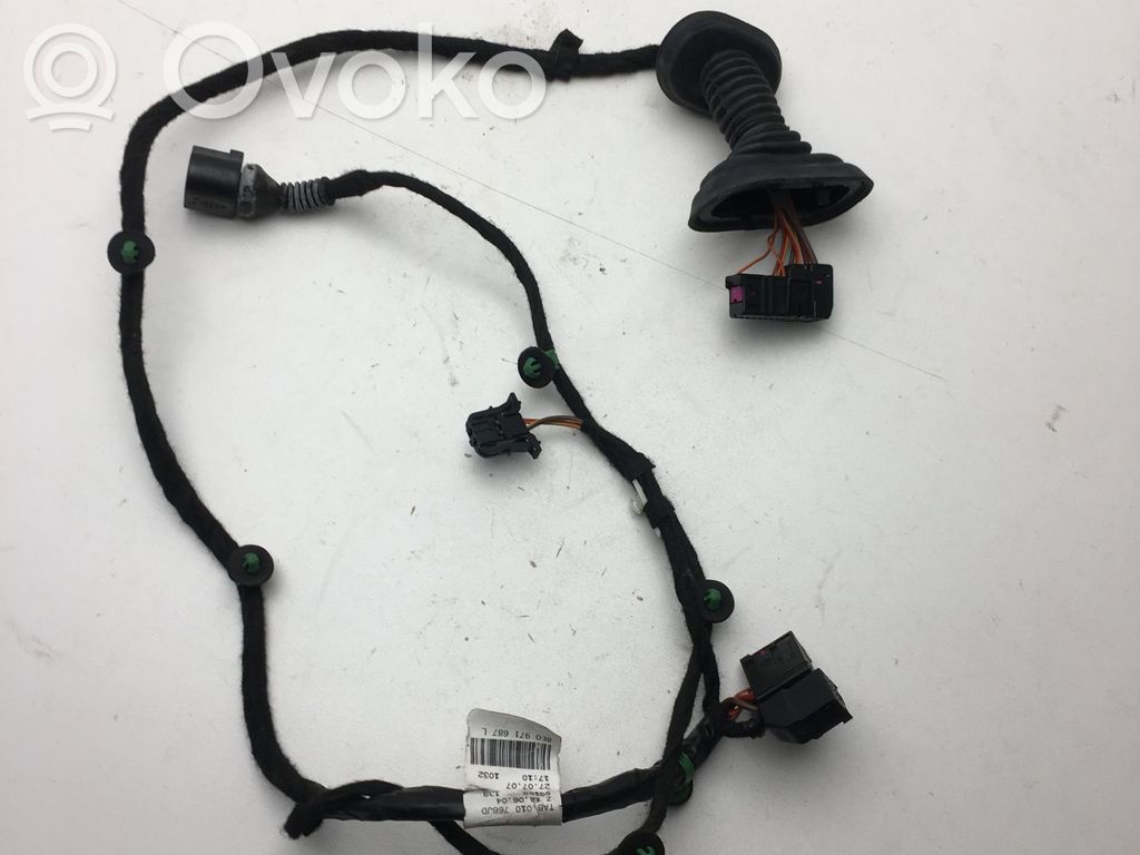 Cableado de puerta trasera   8E0971687L,8E0971687