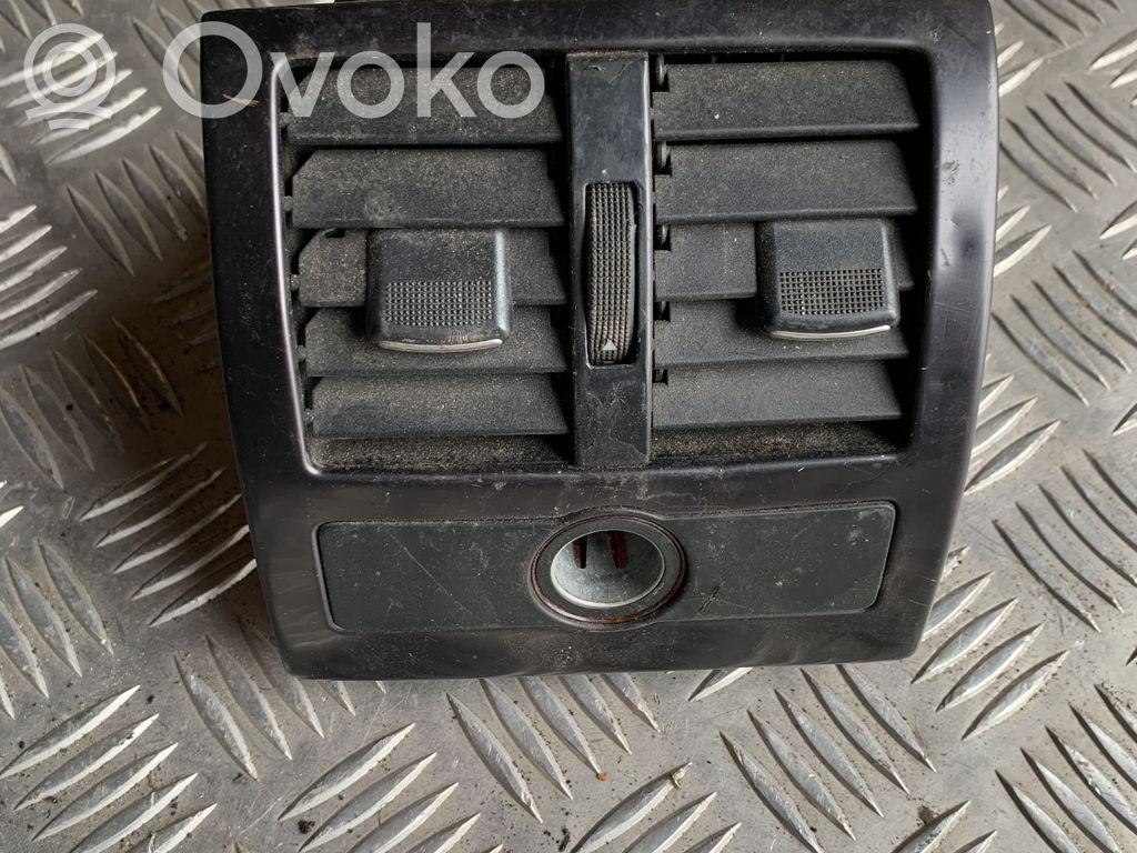 Audi A6 Allroad C5 Kratka nawiewu tylna tunelu środkowego 
