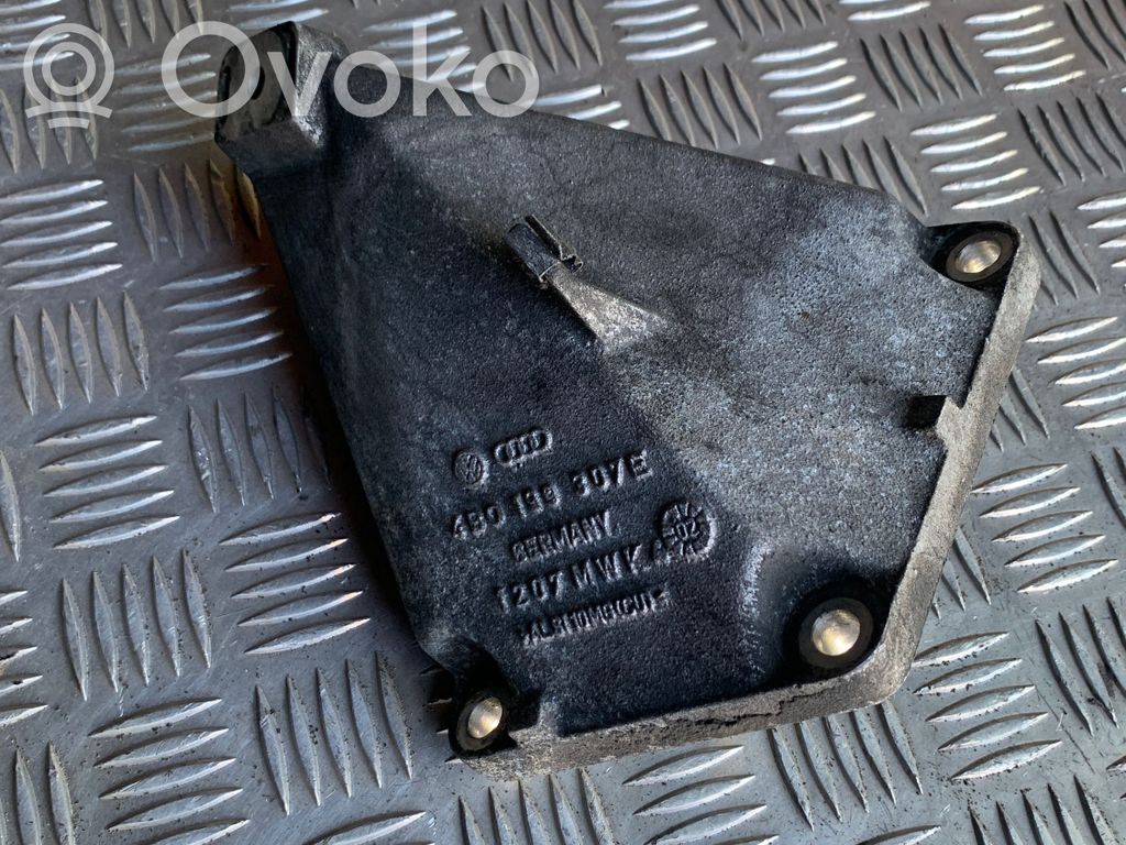Engine mounting bracket   4B0199307E