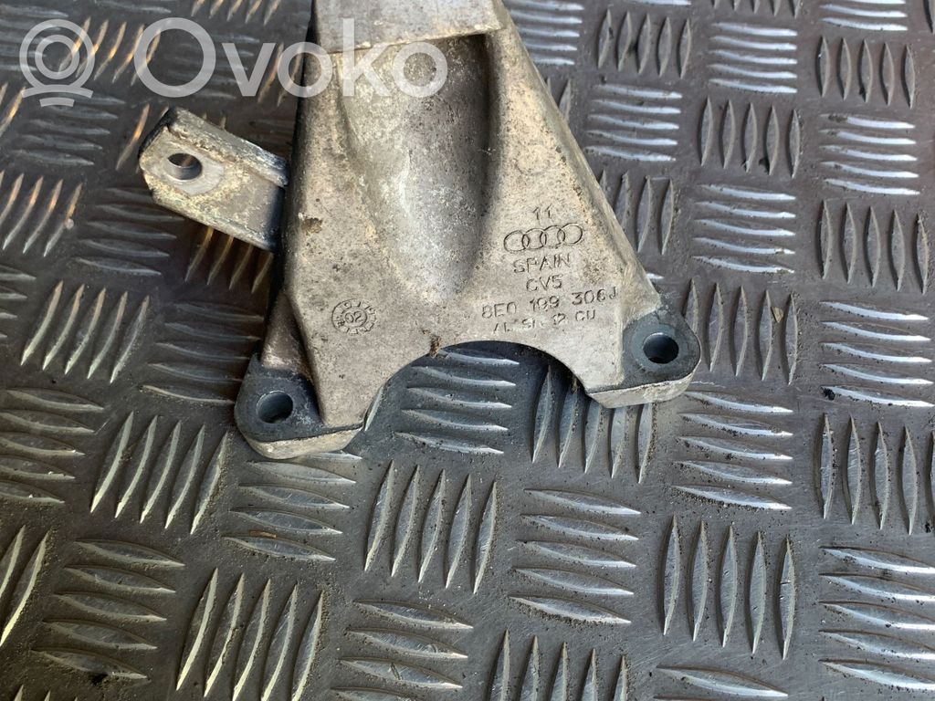 Engine mounting bracket   8E0199308J