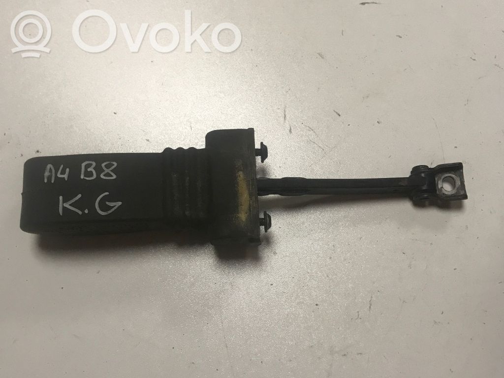 Audi A4 S4 B8 8K Takaoven pidätin 