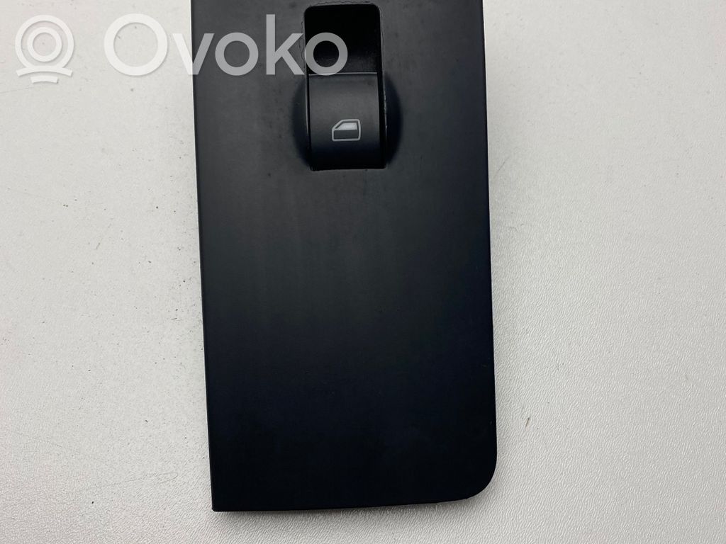 Audi A4 S4 B7 8E 8H Electric window control switch 
