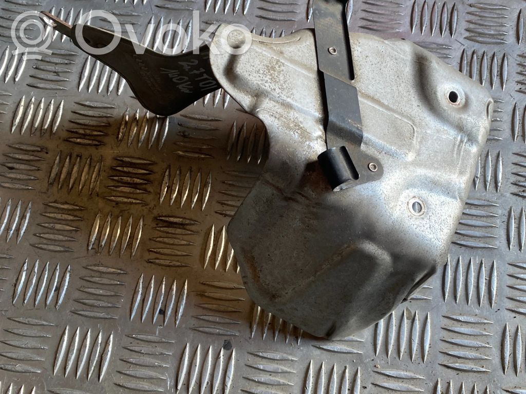 Audi A5 8T 8F Pakokaasulämmön lämpökilpi 