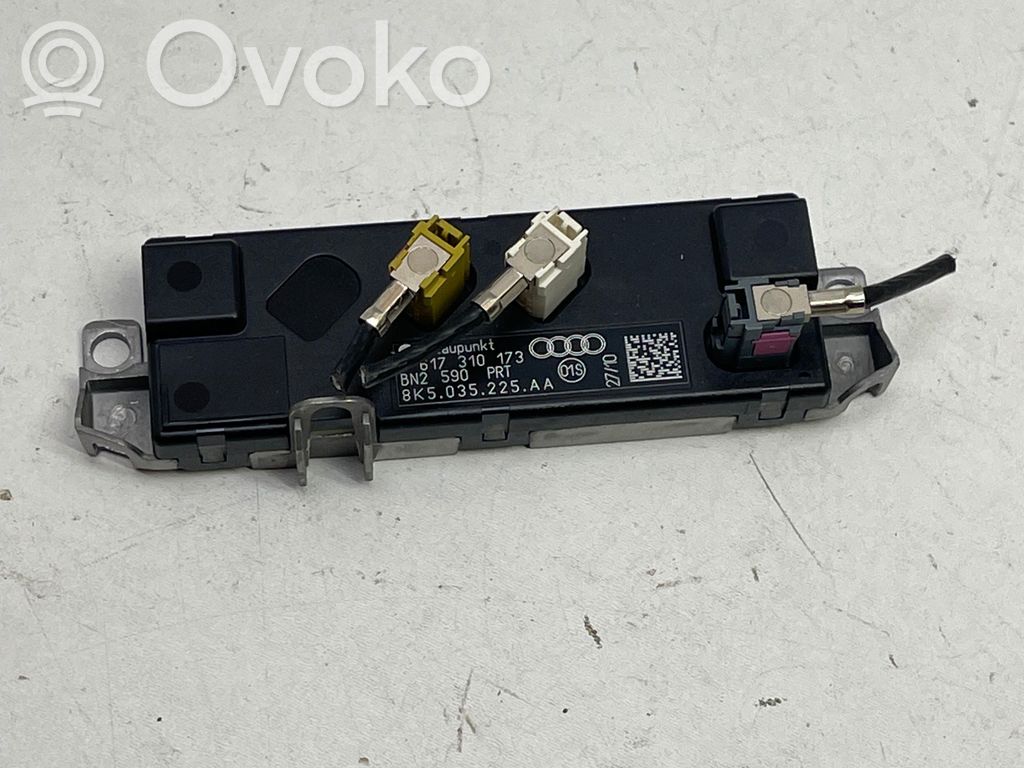 Audi A4 S4 B8 8K Antenos stiprintuvas 