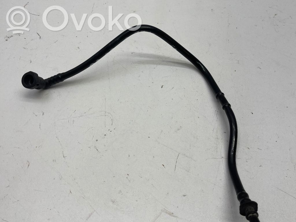 Audi A3 S3 8P Polttoaineputki 