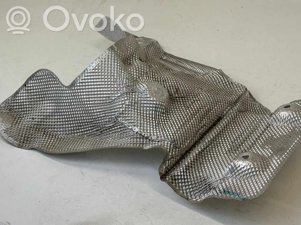 Mini Cooper Countryman F60 Heat shield in engine bay 