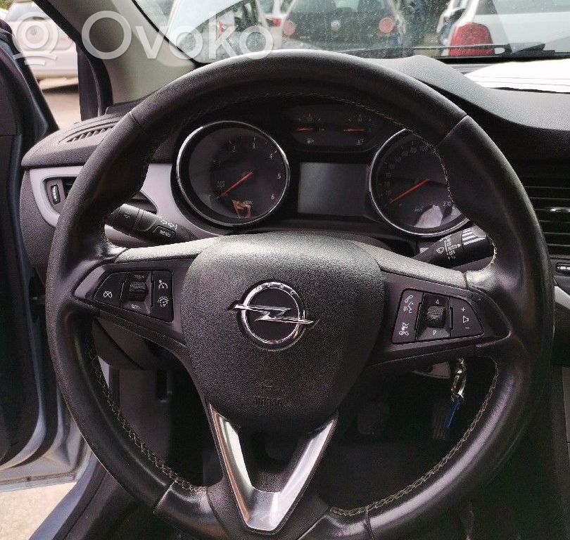 Vairas   39018002,39058749