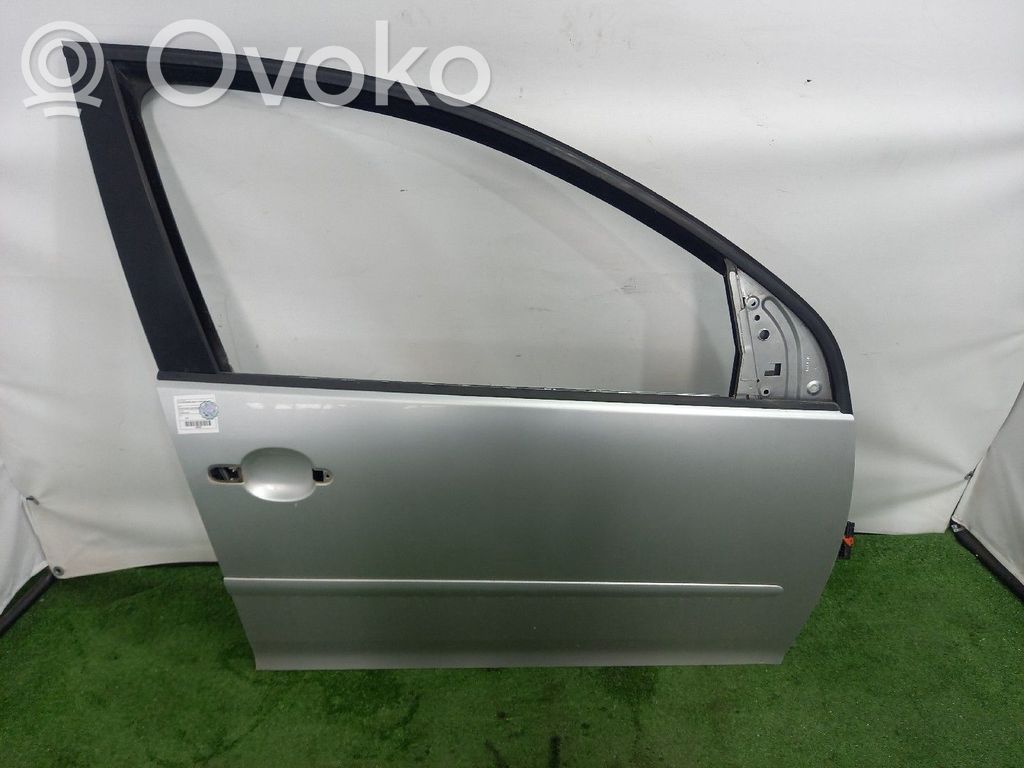 Volkswagen Golf V Priekinės durys 