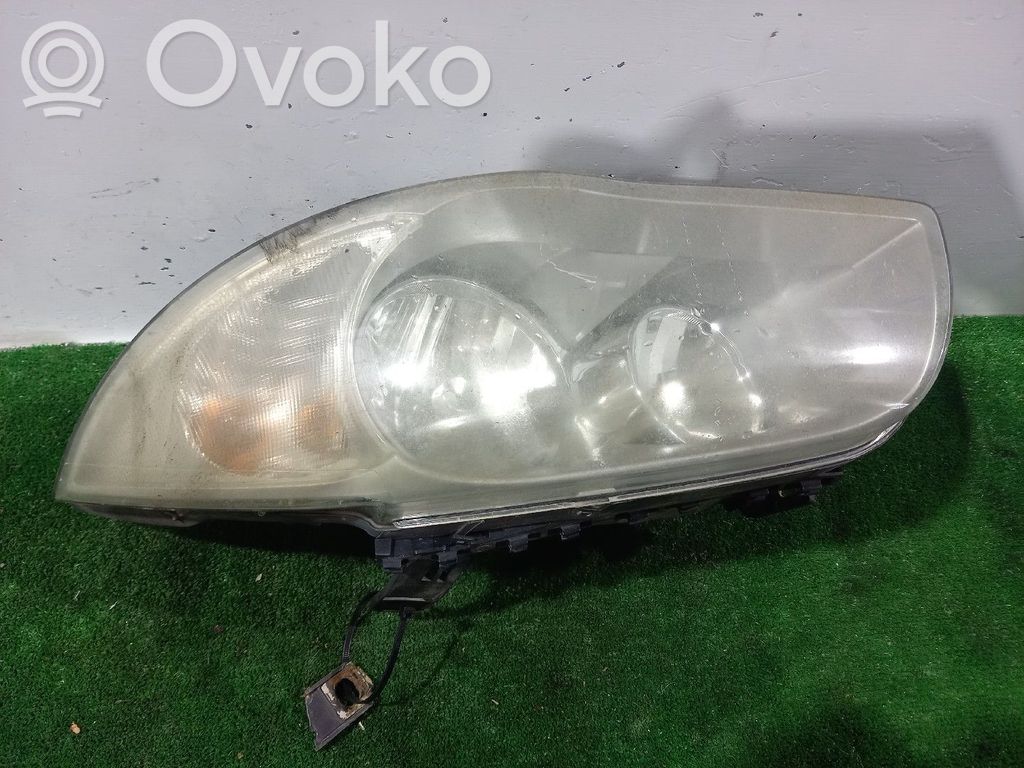 BMW 1 E81 E87 Phare frontale 