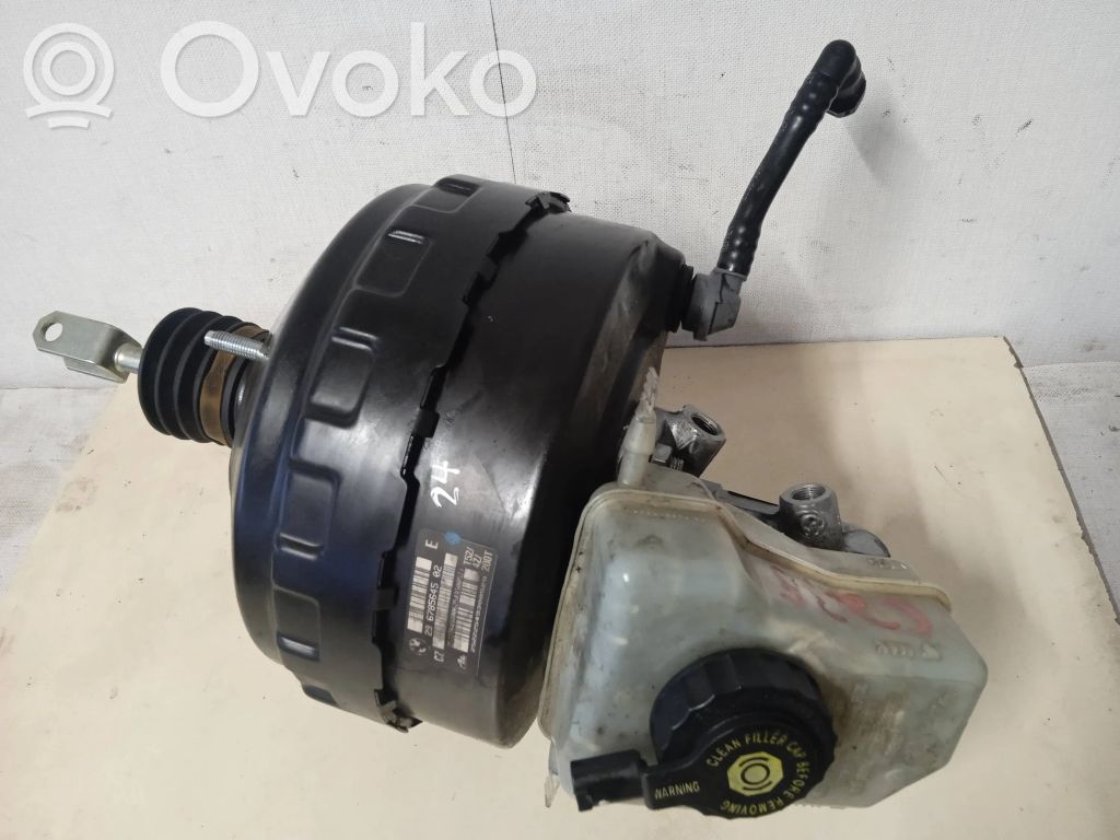 BMW 1 E81 E87 Brake booster 