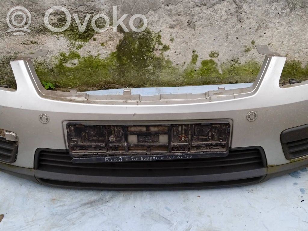 Ford Focus C-MAX Front bumper 