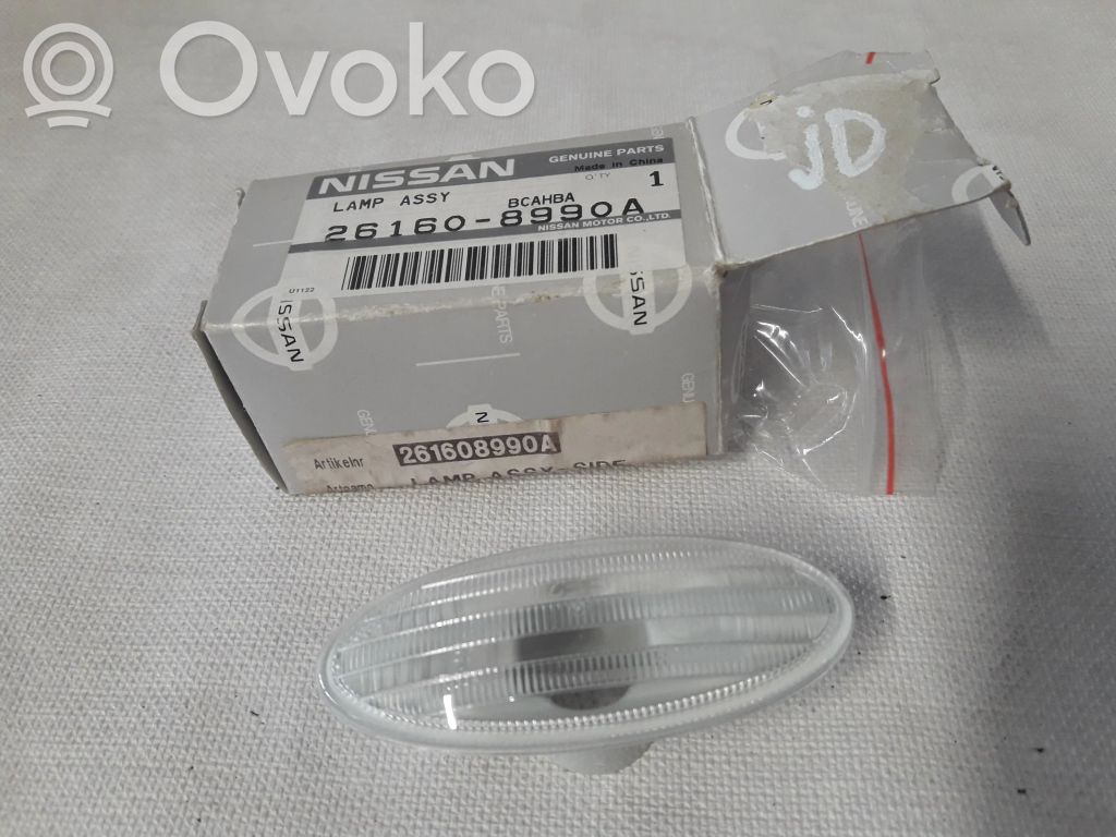 Nissan Juke I F15 Seitenblinker 