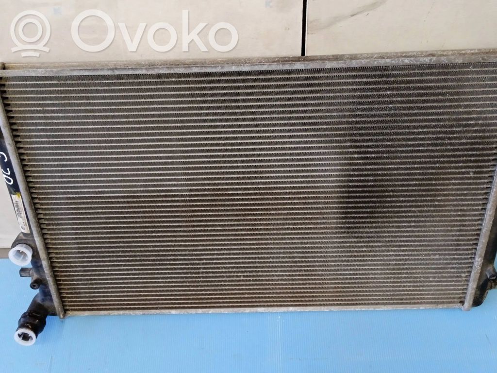 Skoda Fabia Mk2 (5J) Aušinimo skysčio radiatorius 