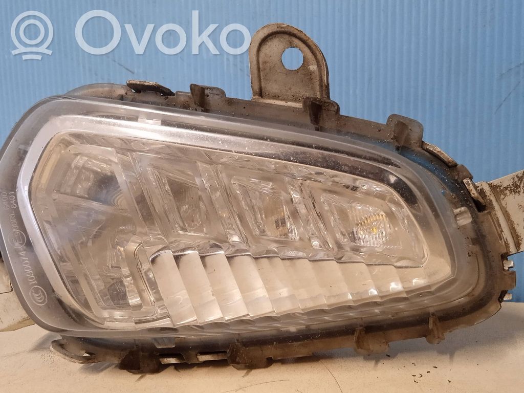Volvo V40 Proiector lumini zi LED 