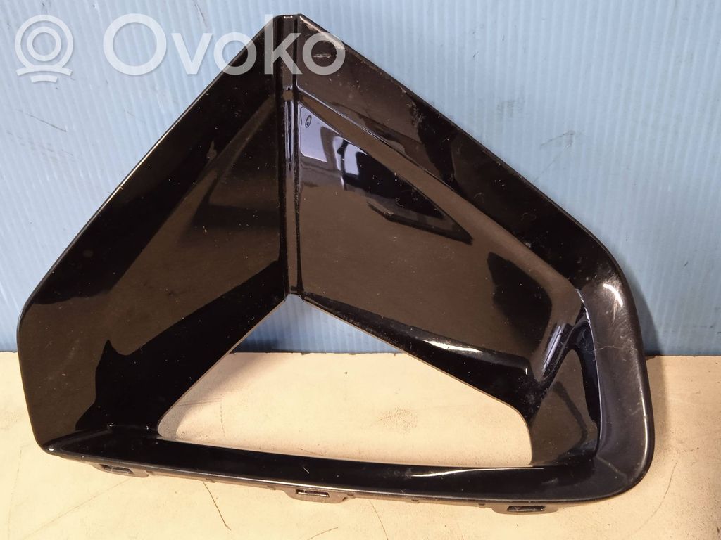 Audi e-tron Front fog light trim/grill 