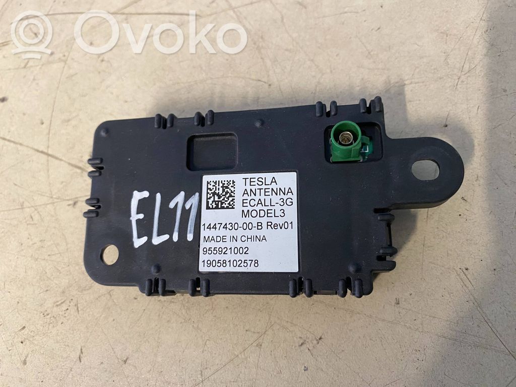 Tesla Model 3 Antenos stiprintuvas 