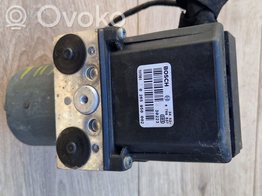 BMW 5 E39 ABS Pump 