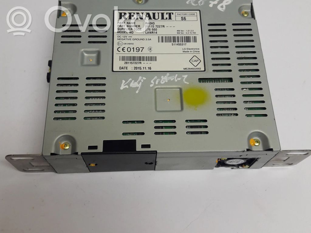 Renault Kadjar Radio/CD/DVD/GPS head unit 