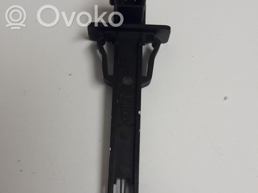 Interior temperature sensor   T903157