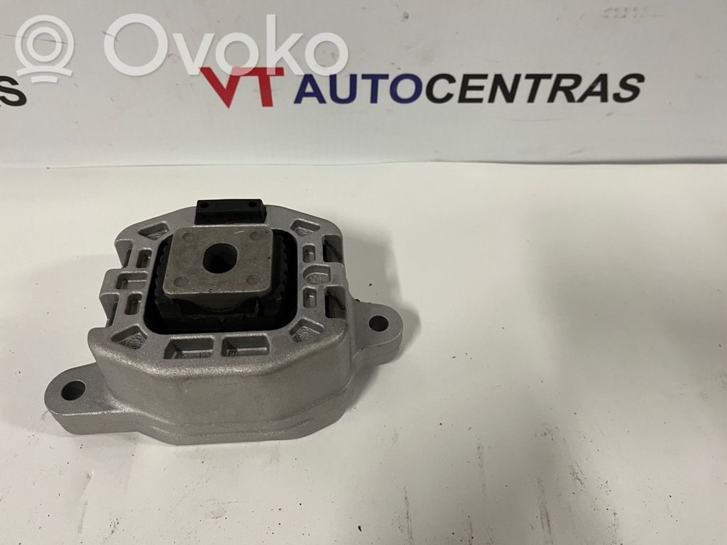Mini Countryman U25 Engine mount bracket 
