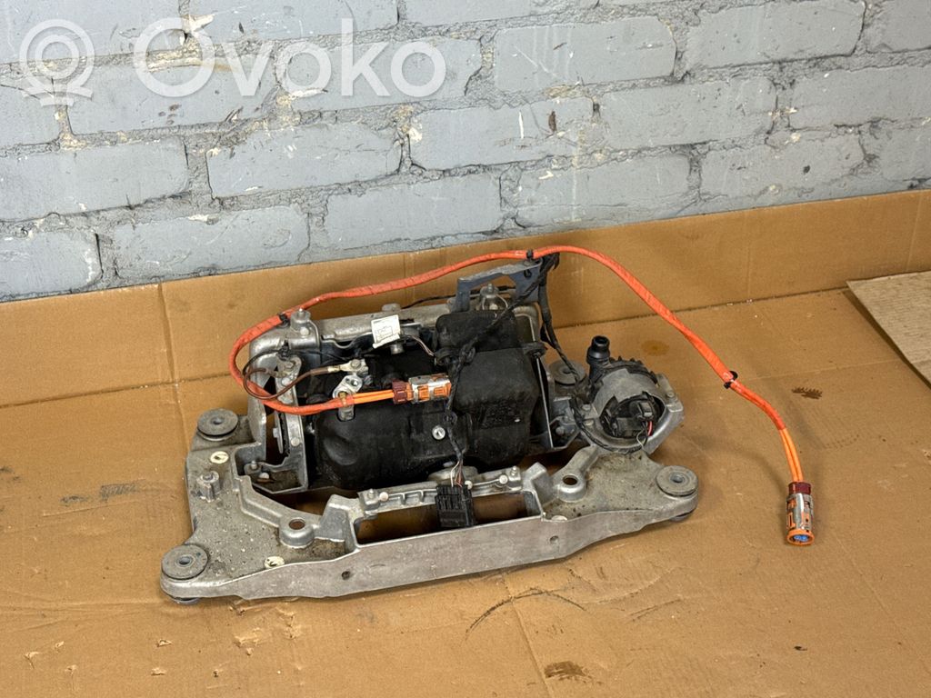 BMW i4 Air conditioning (A/C) compressor (pump) 