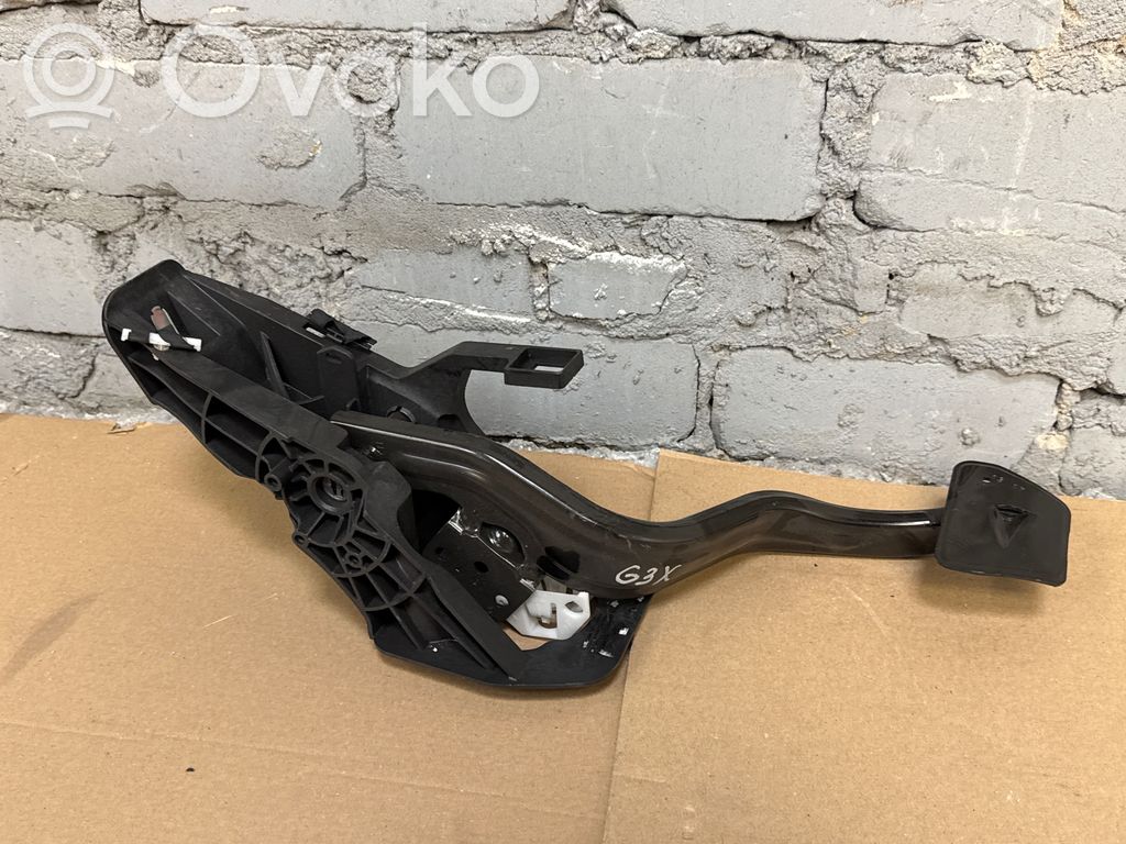 BMW 5 G30 G31 G38 Pedał hamulca 