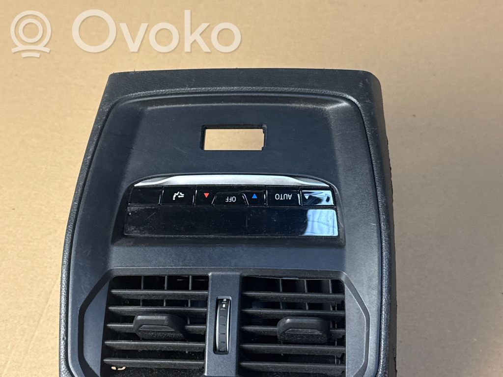 Rejilla de ventilación trasera   5A3B8E1,561096,23112023