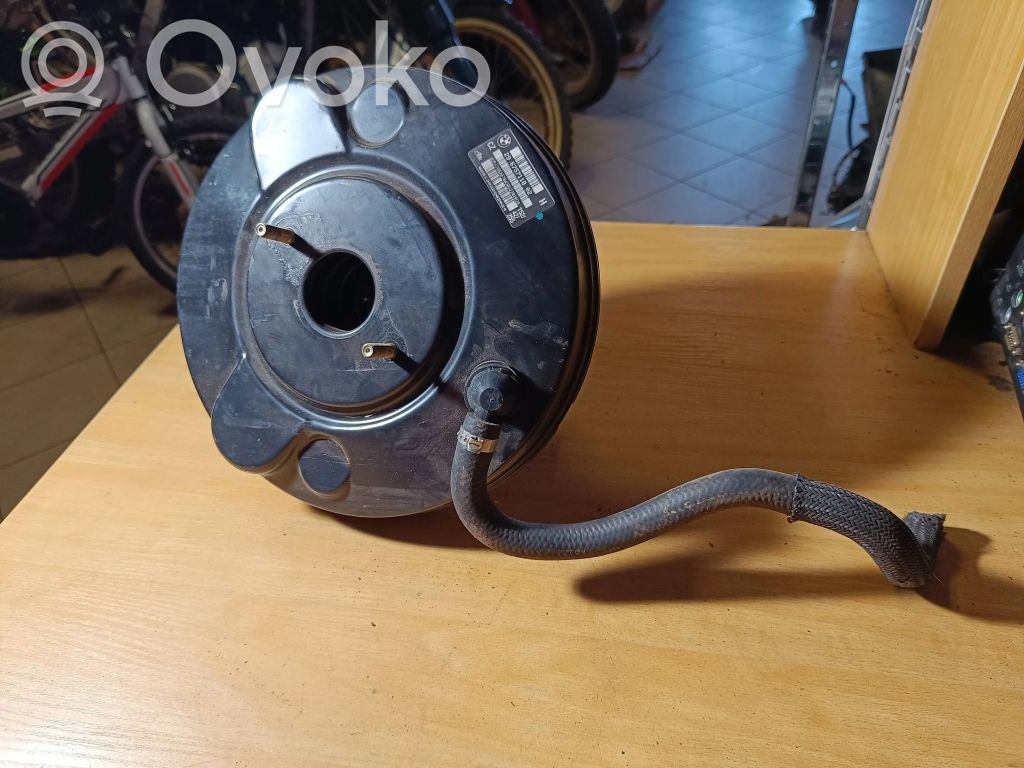 BMW 3 E46 Brake booster 
