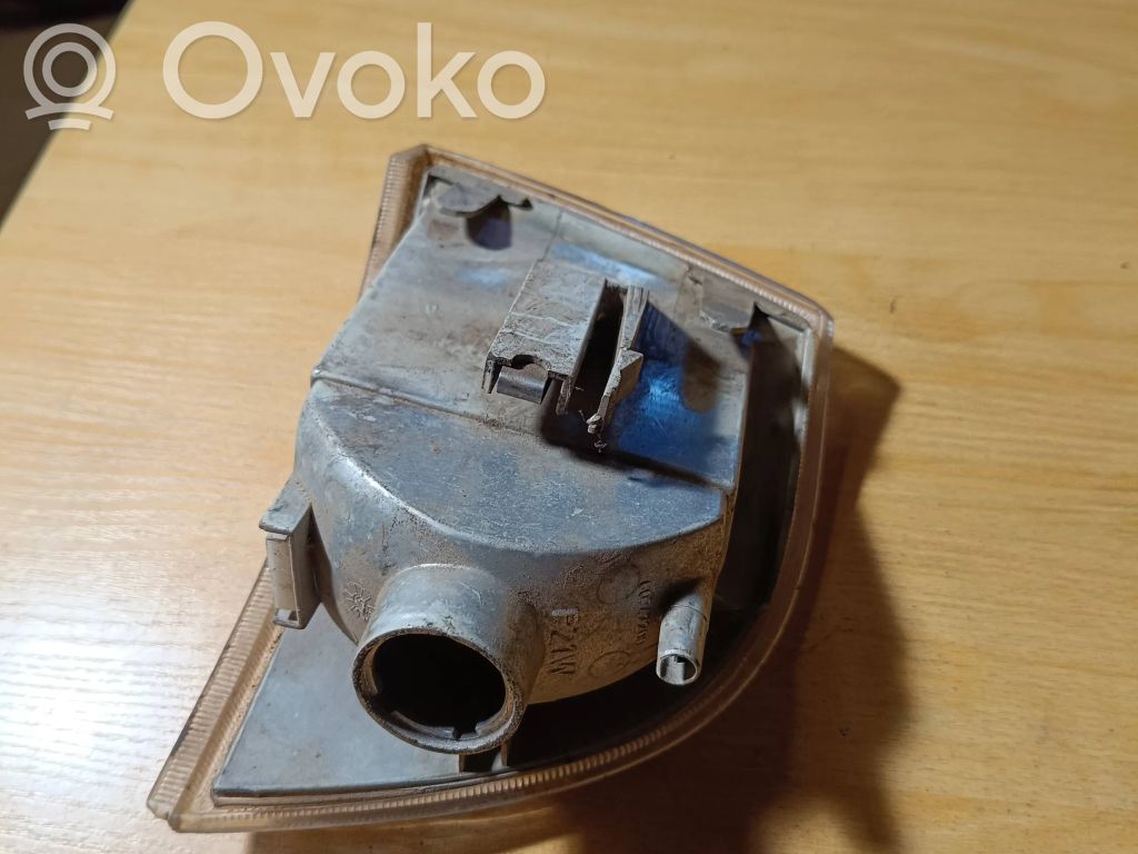 Front indicator light   60947210