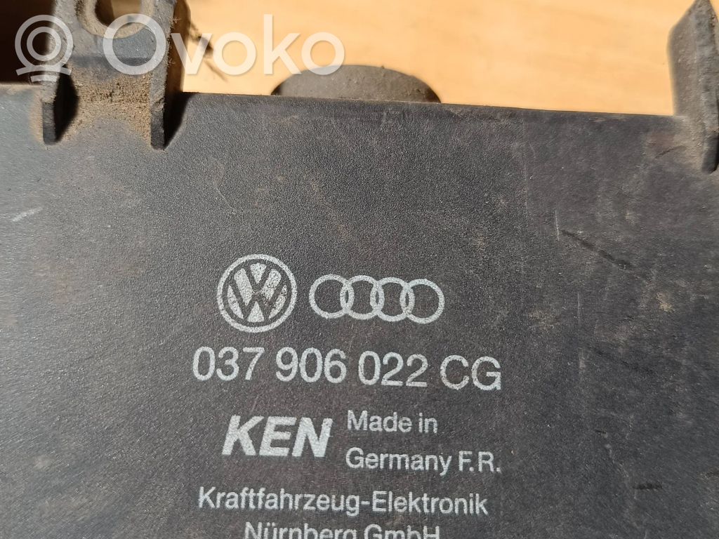 Audi 80 90 S2 B4 Engine control unit/module 