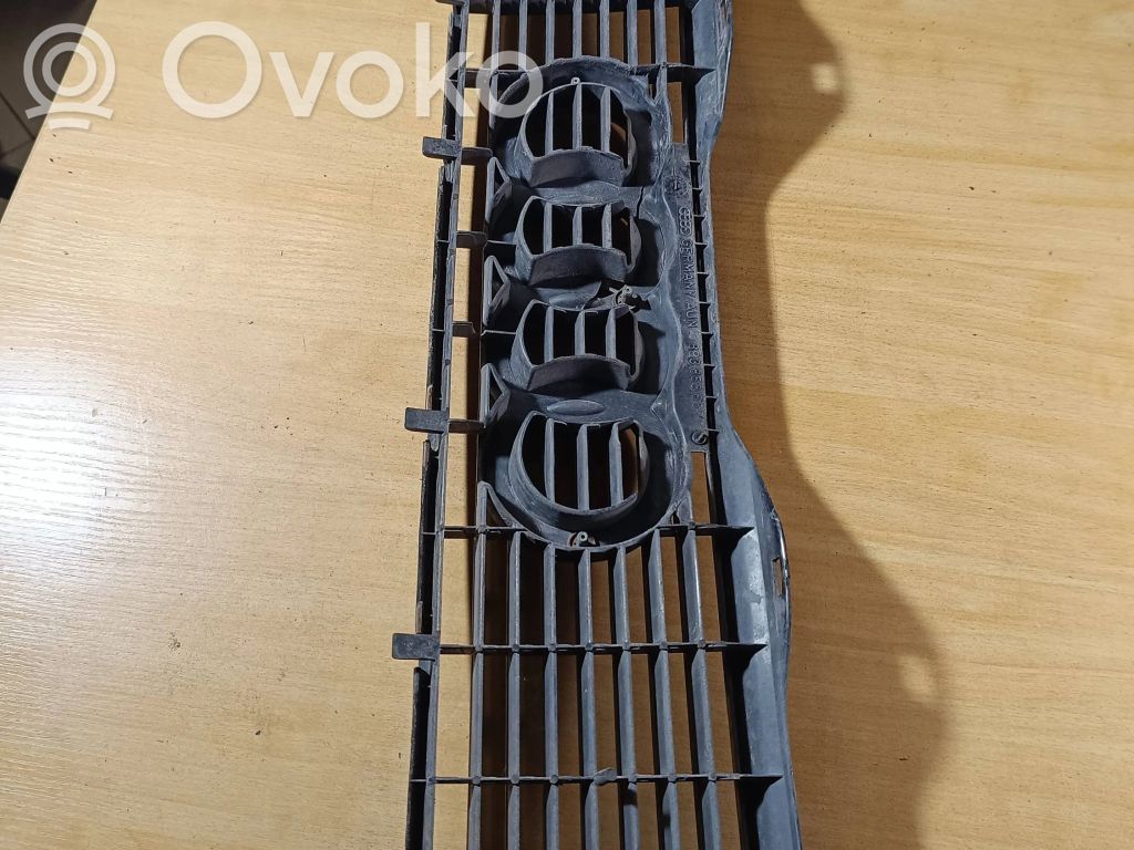 Audi 80 90 S2 B4 Front grill 