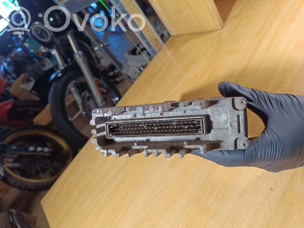 Renault Laguna I Engine control unit/module 
